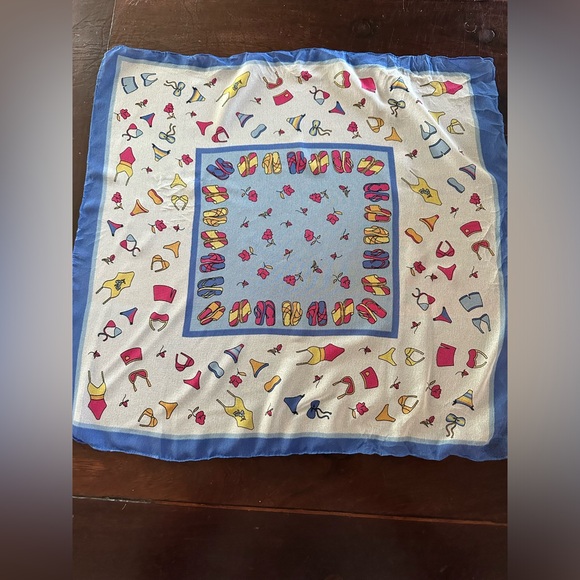 Vintage Swimsuit Scarf - Picture 2 of 3